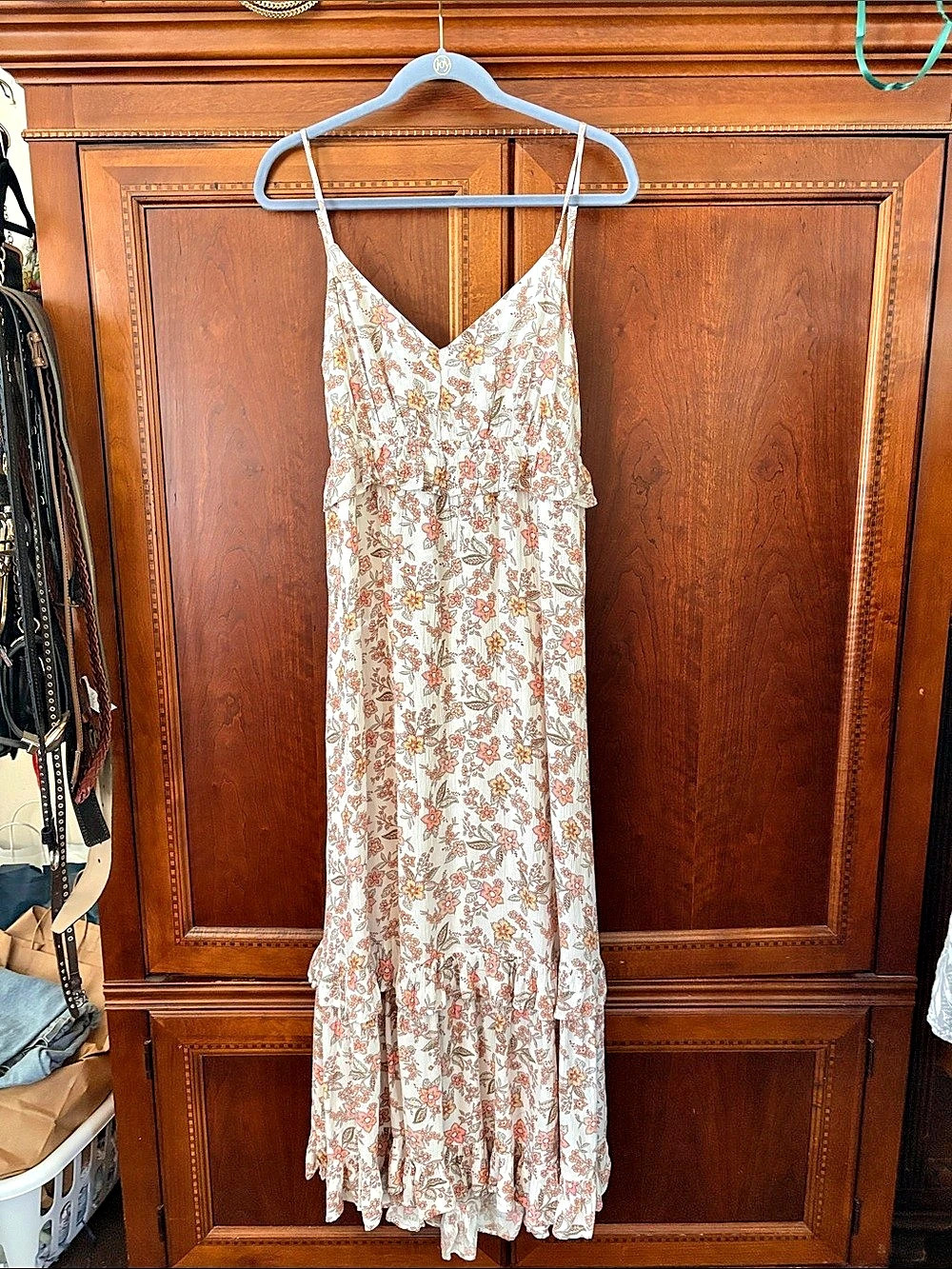 American Eagle Tie Back Ruffle Maxi Dress White & Pink XL